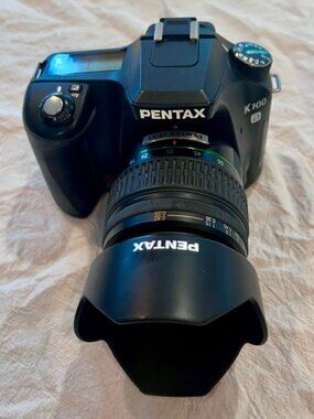 Pentax K100D Digital Camera SR & SMC Pentax-DA 18-55mm F3.5-5.6 Zoom Lens